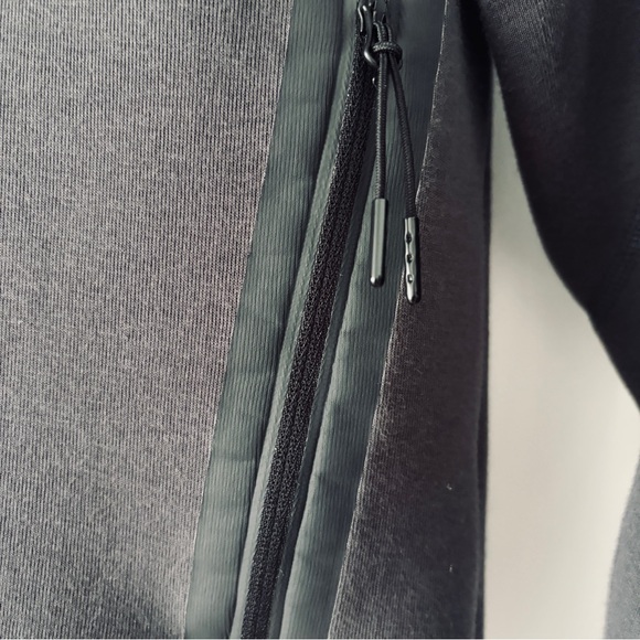 EUC Nike Tech Zip-Up Hoodie - SM Dark Grey - Picture 4 of 6